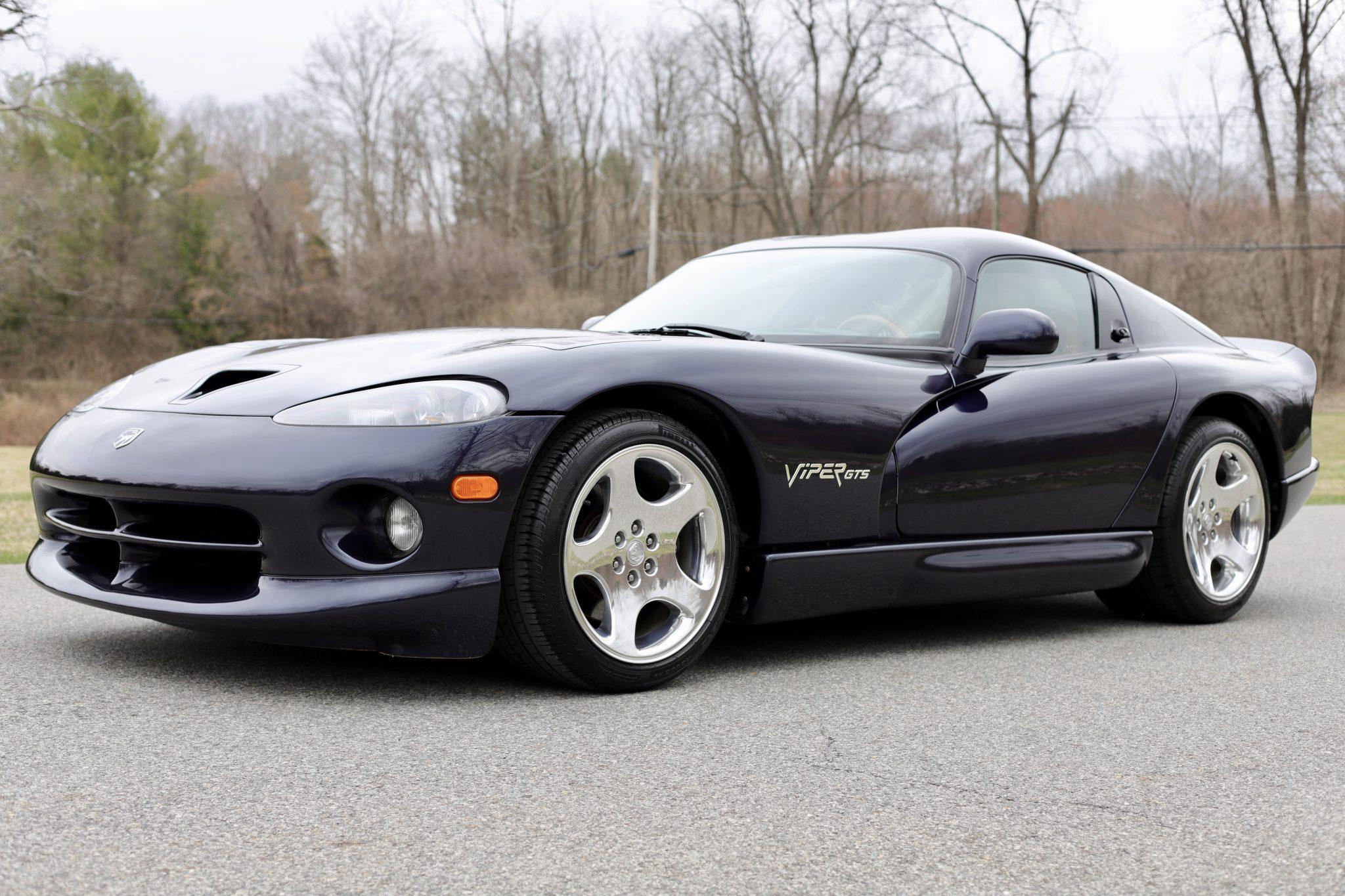 2001 Dodge Viper